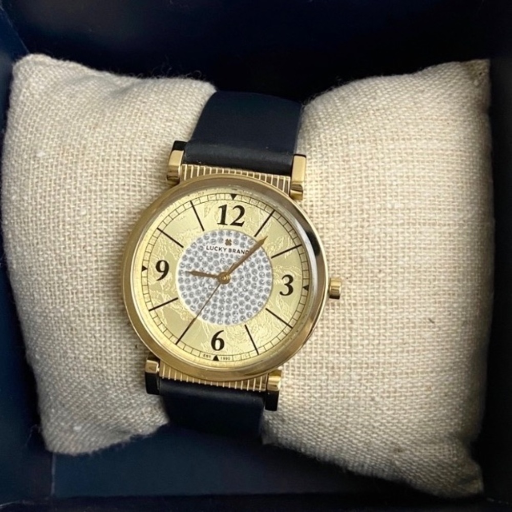 SOLD Lucky Brand Carmel leather strap Watch